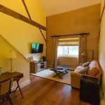 Inn At Tyler Hill