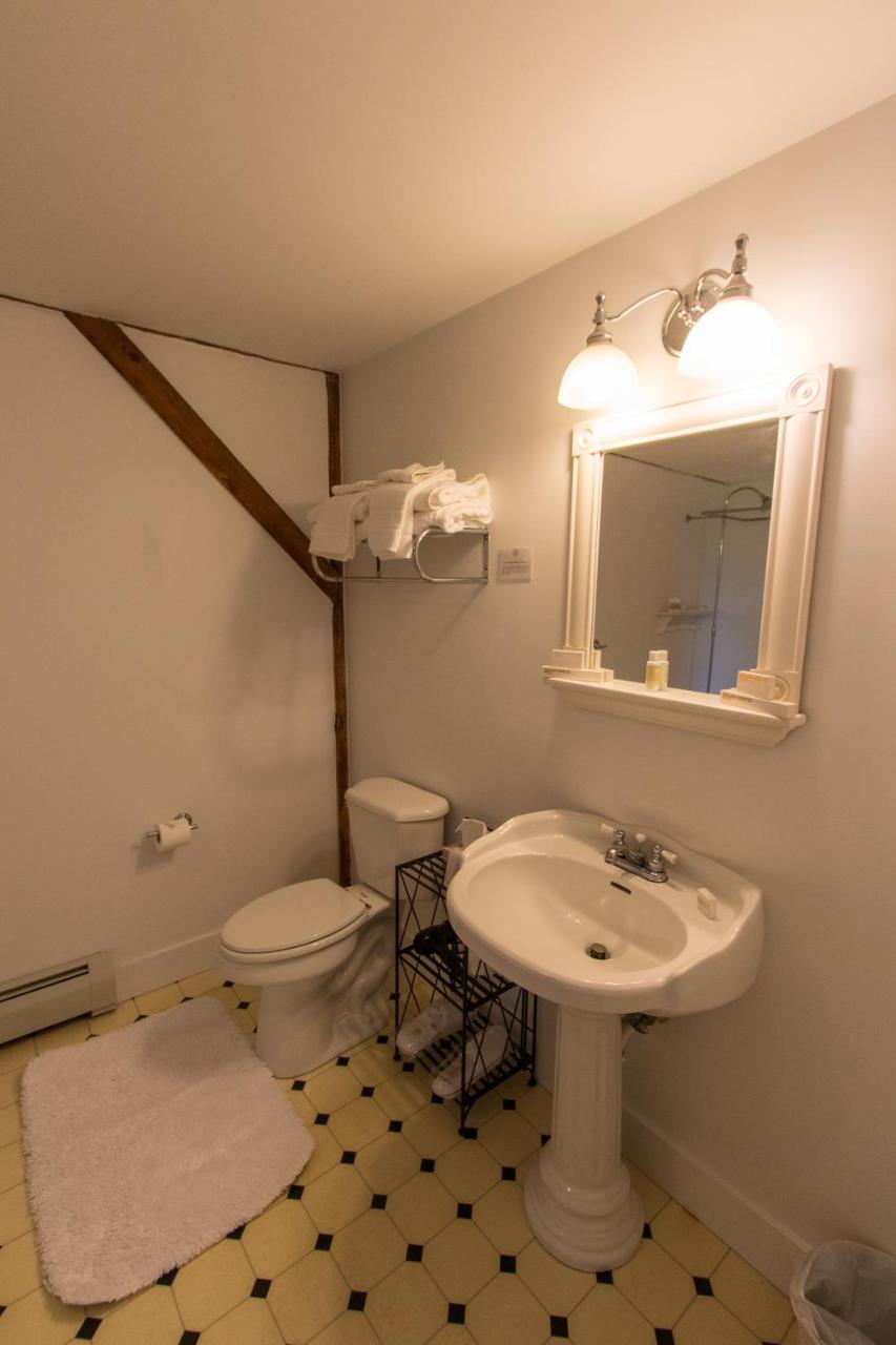 At Bed & Breakfast 5*